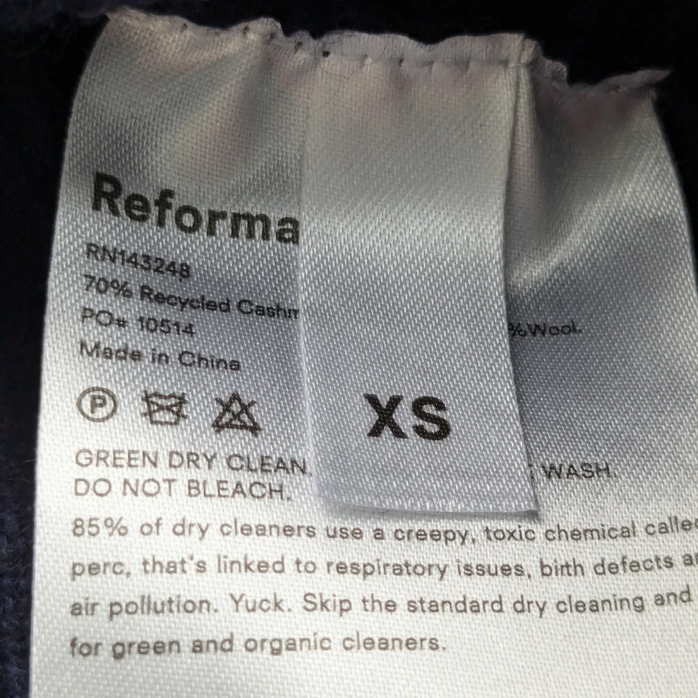 Reformation • Luisa Cropped Cashmere Sweater - Picture 9 of 9